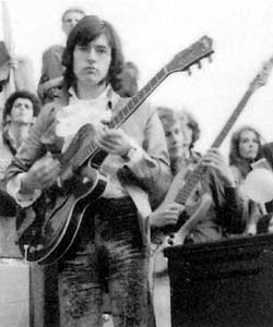 Chris Spedding with the Gretsch at Trafalger Square gig in 1968